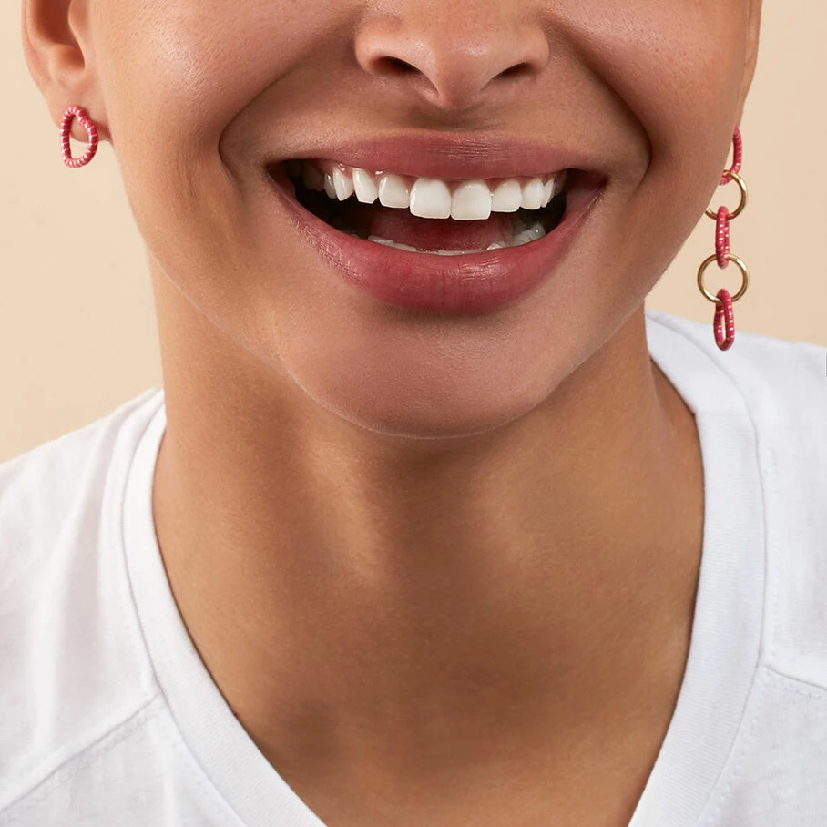 AGATHA FR Boucles D'oreilles Pendantes SESHA - Rose / Doré – Image 3